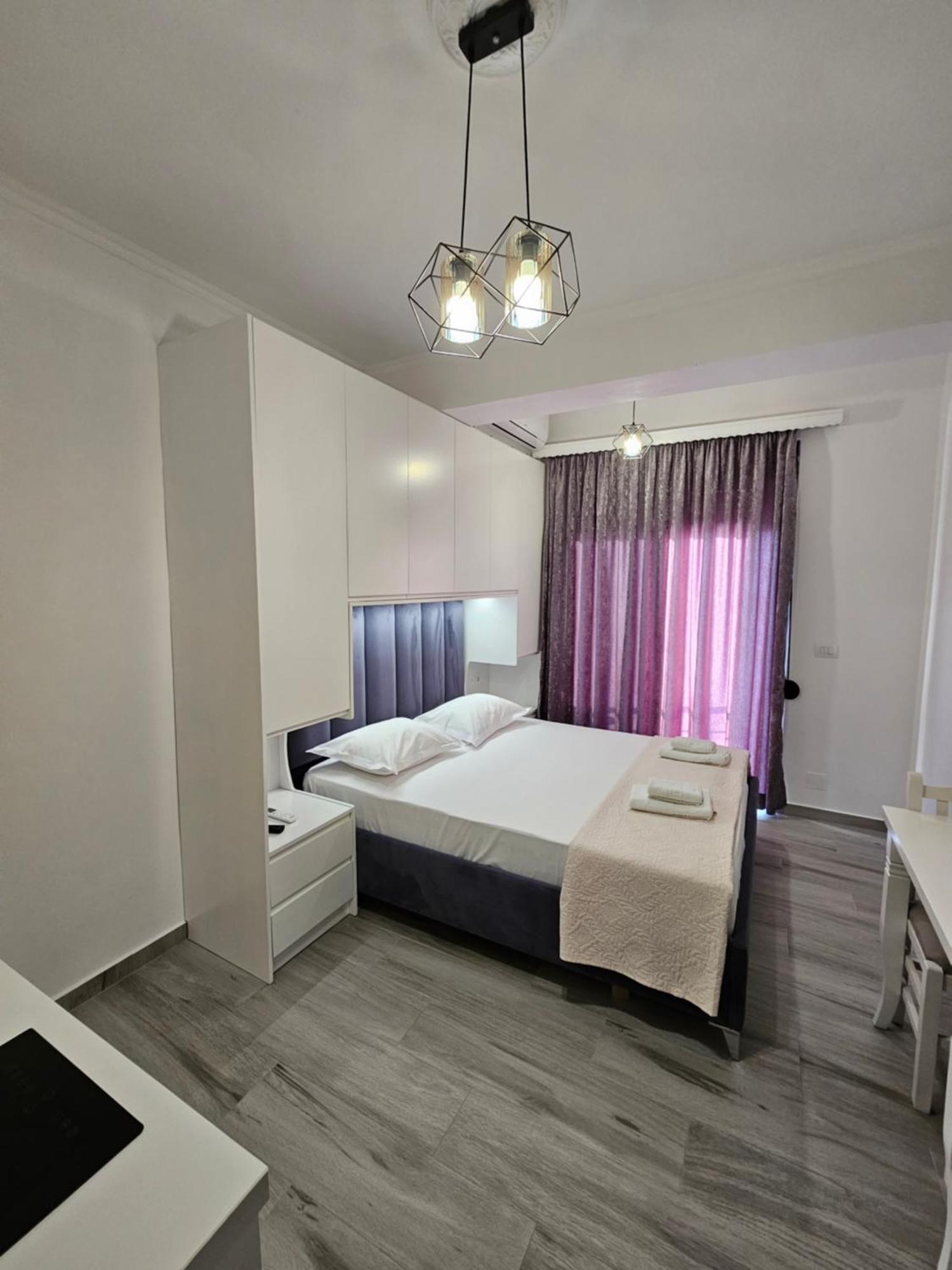 Nora'S Guesthouse Sarande Exterior photo