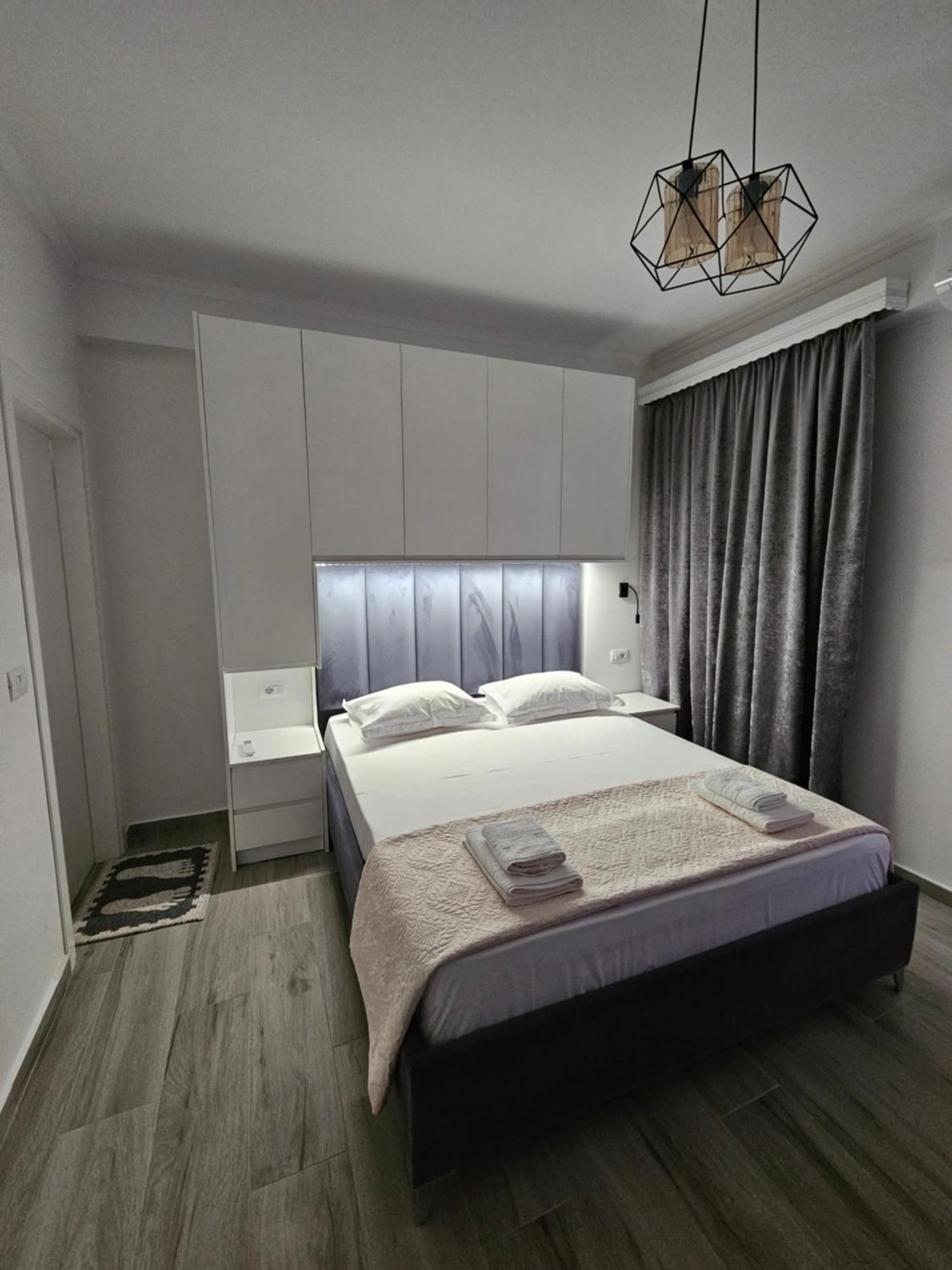 Nora'S Guesthouse Sarande Exterior photo